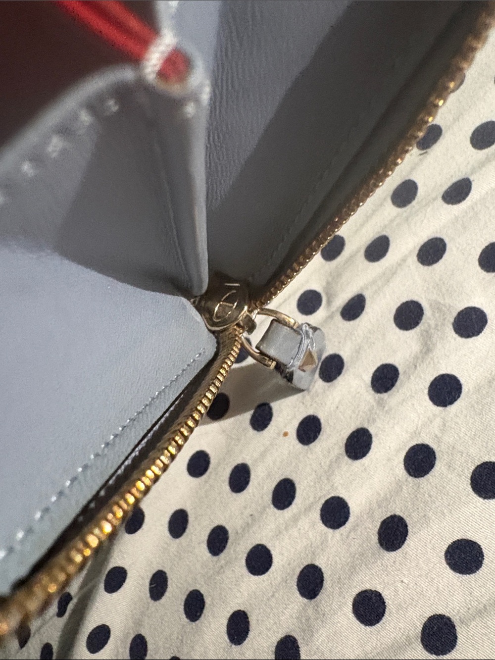 Valentino Garavani Rock-stud Compact Wallet - Picture 9 of 16